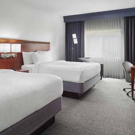 Courtyard Charlotte Arrowood Hotel Luaran gambar
