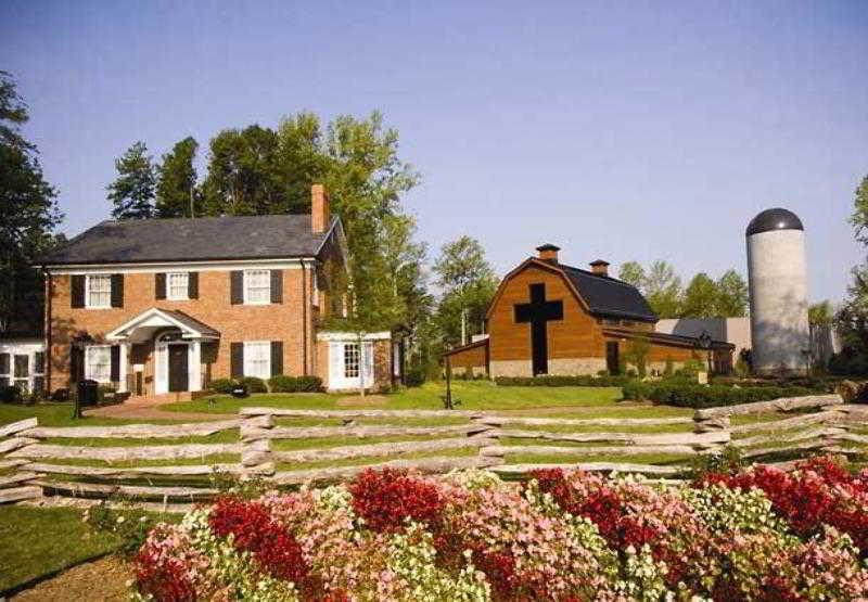 Courtyard Charlotte Arrowood Hotel Luaran gambar